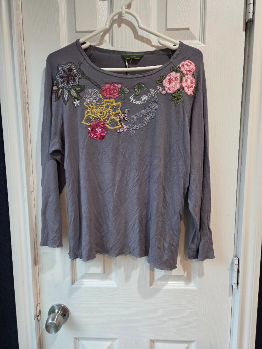 OILILY 4ever EMBROIDERED Beaded Long Sleeve TSHIRT Woman's XL